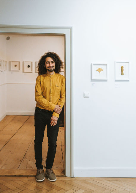 Floating Pebbles, MAX54 Gallery