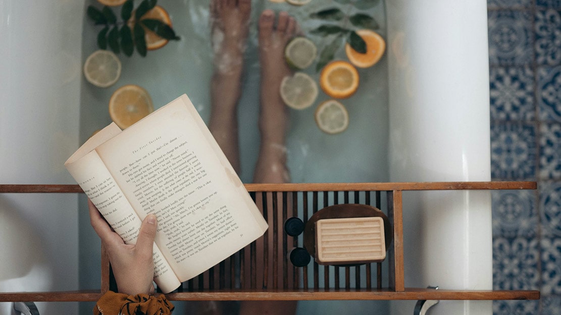 pexels-taryn-elliott-4426559bath-min.jpg