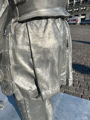 Armors detail 2.jpeg