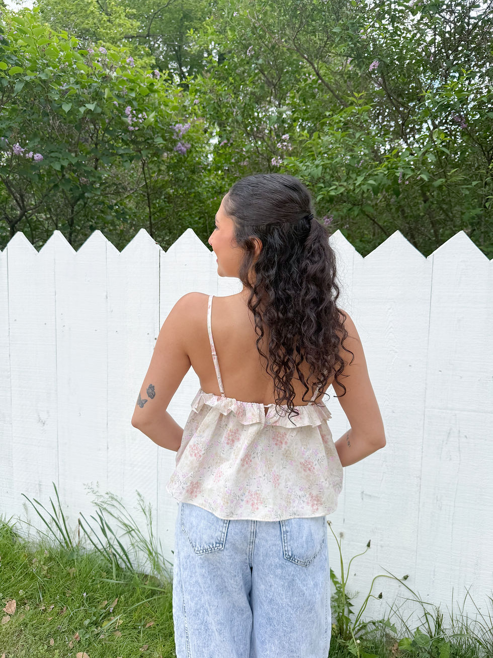 Miniatura: Elizabeth Top