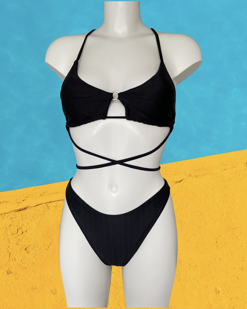 Miniatura: Crossed Belly Bikini