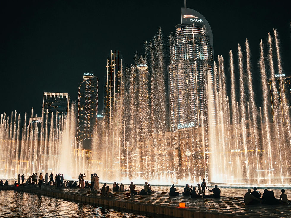 Dubai Fountain enjoyed by onlookers