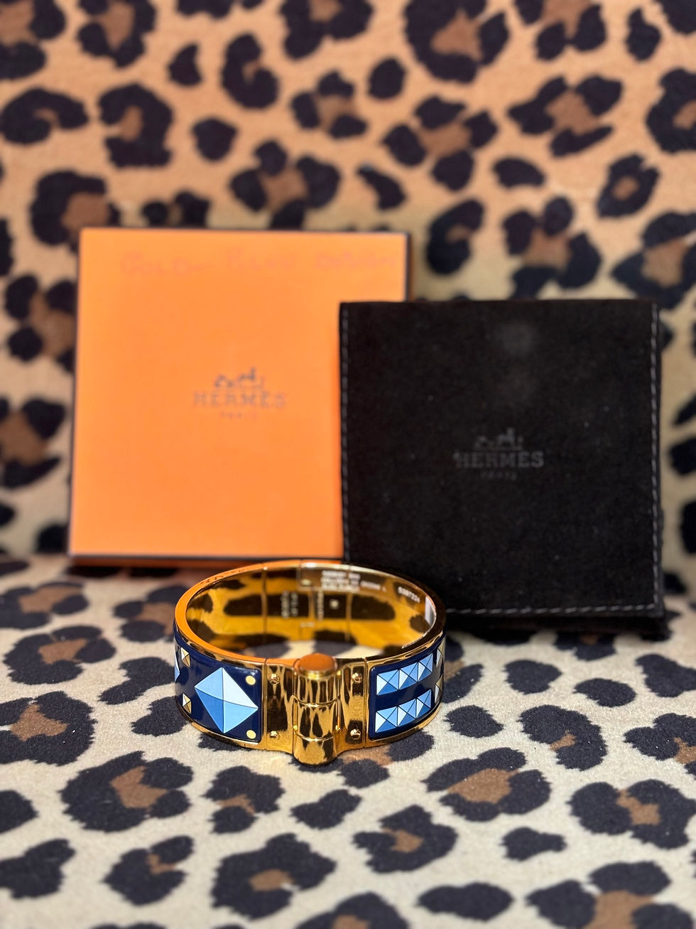 Thumbnail: Hermes Charniere L Hinged Colliers De Chiens Rose Gold Blue Enamel Bracelet