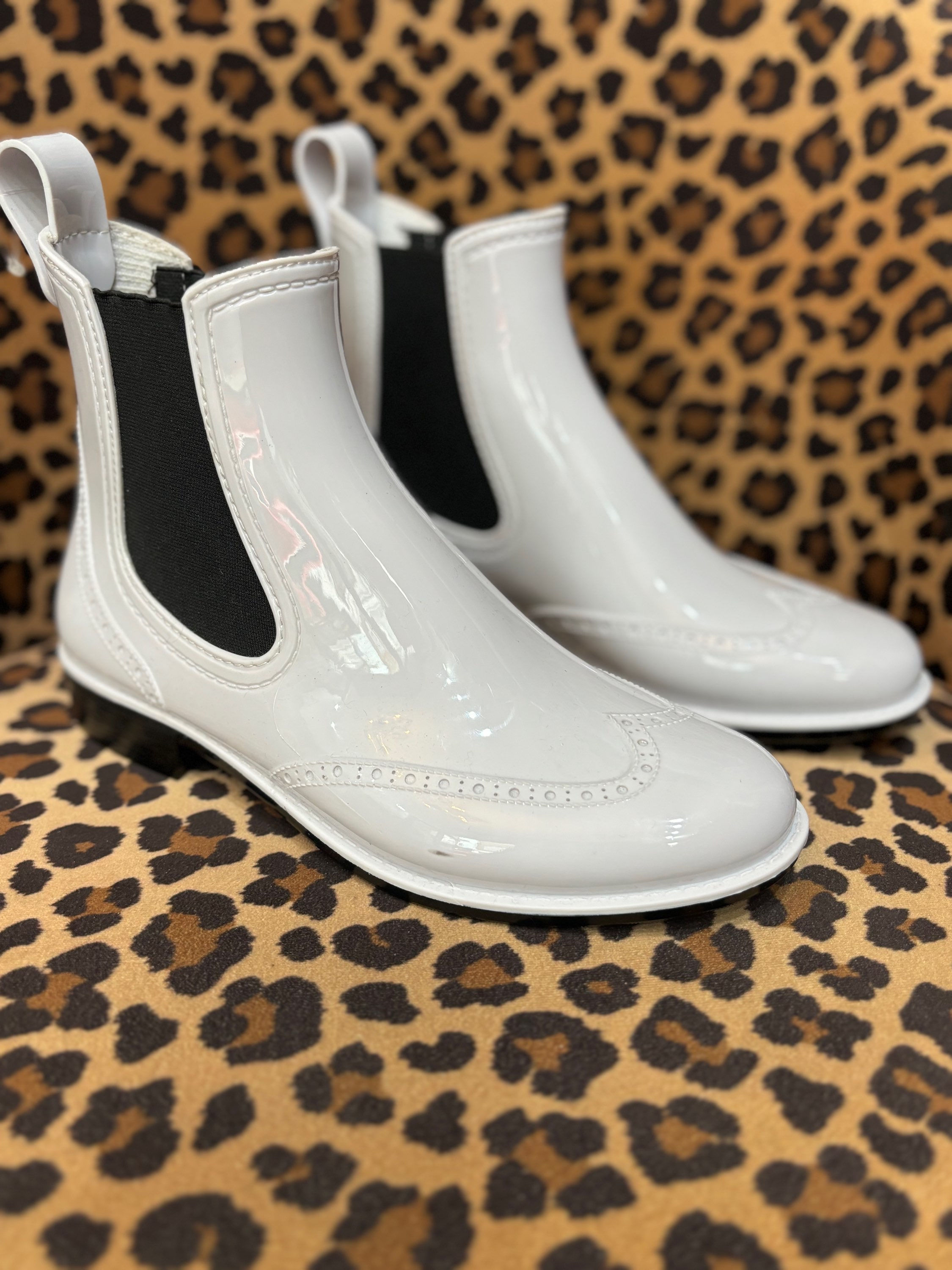 NEW Emporio Armani White Plastic Chelsea Boots Size 3