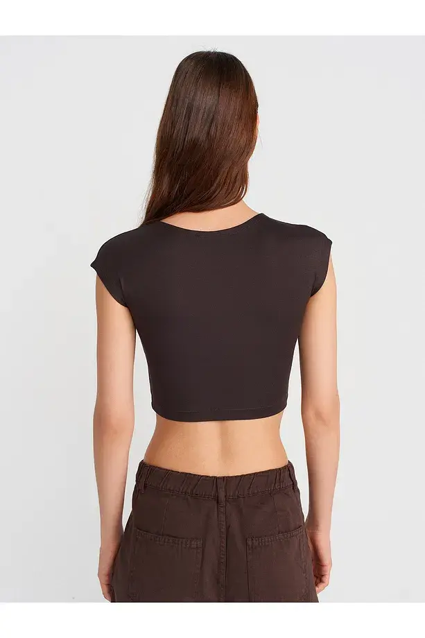 Küçük resim: Dilvin 30528 Pamuk ve Modal Karışımlı Crop Top