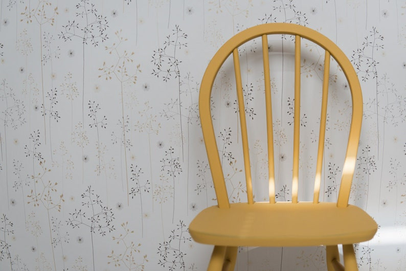 Is Wallpaper Back in Style in 2022?