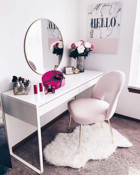 Makeup Vanity Ideas for small Spaces