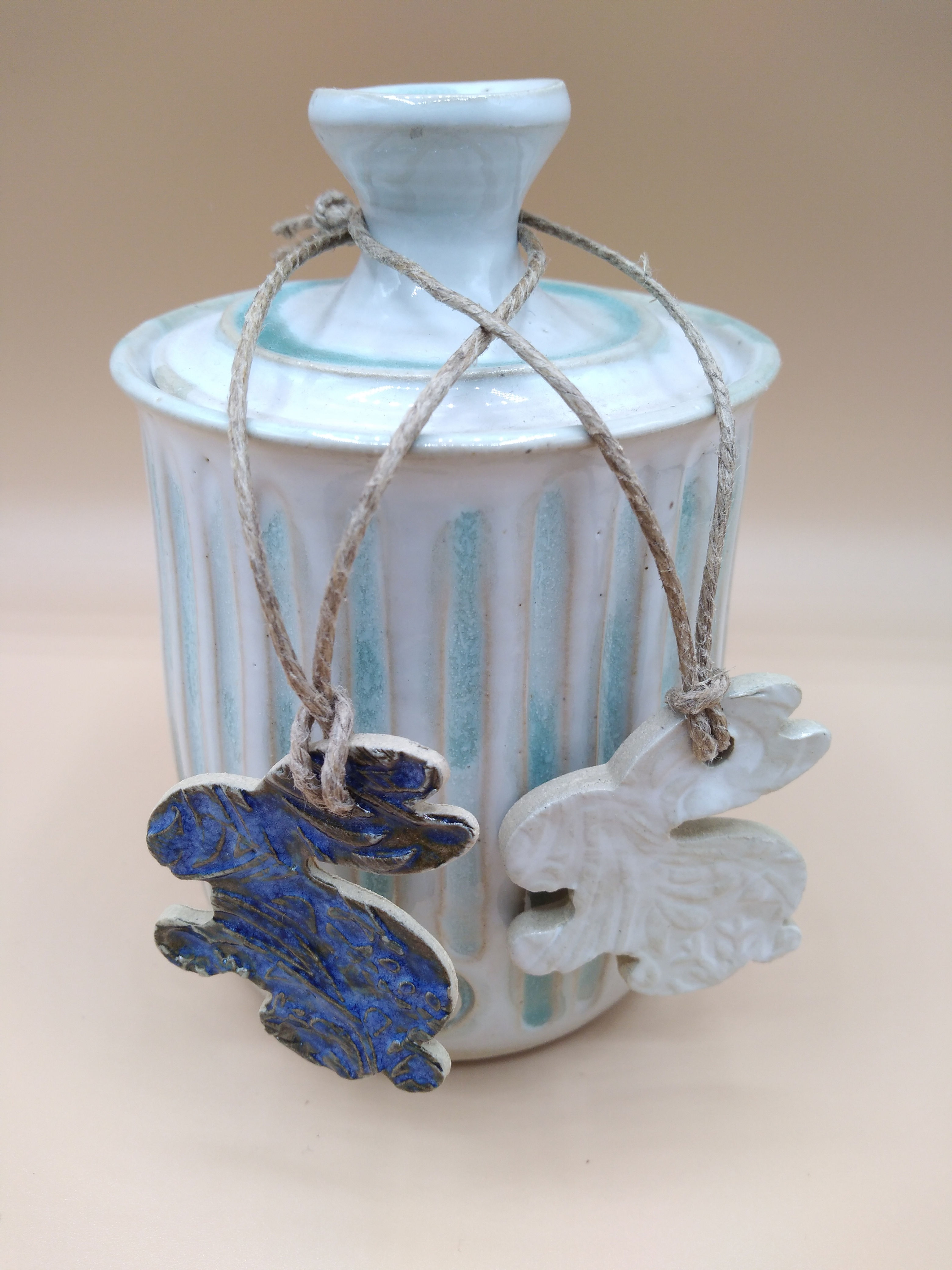 Lapin bleu ou blanc pour sapin