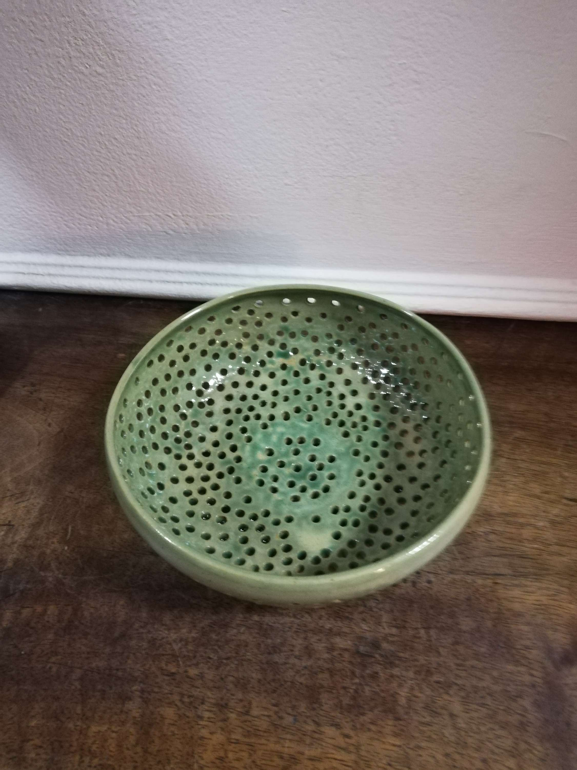 Petite passoire vert provence