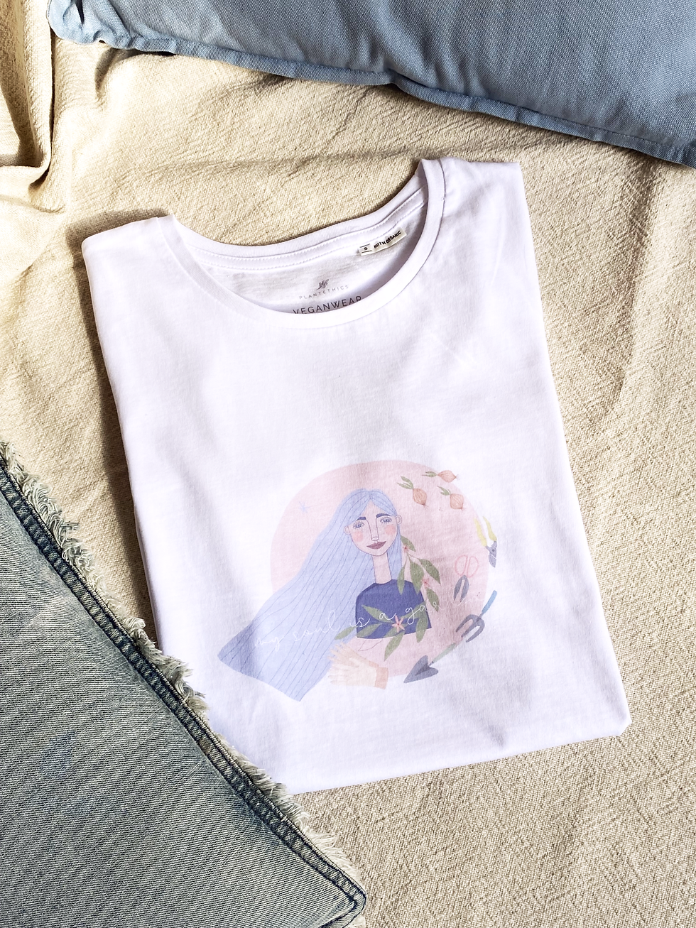 Thumbnail: T-SHIRT .  MY SOUL IS A GARDEN . WHITE