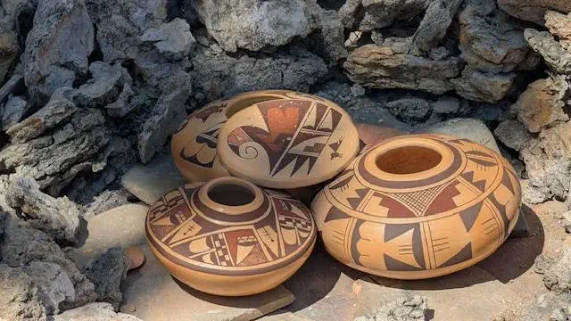 experience traditional techniques of pottery making, specifically from the Hopi and Tewa cultures.