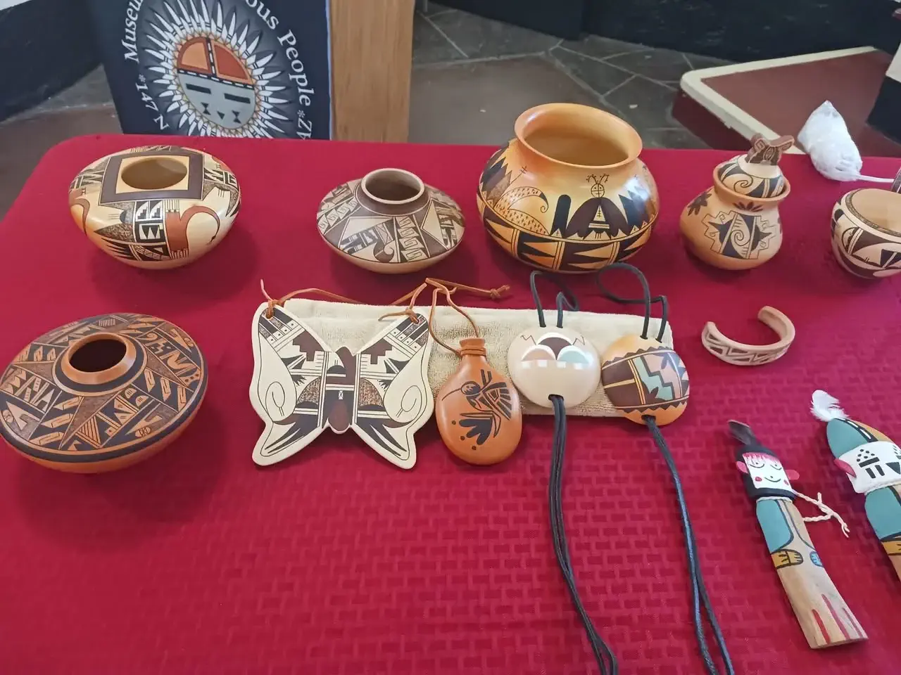 ceramic artists Dorothy and Emerson Ami (Hopi-Tewa) selling their work