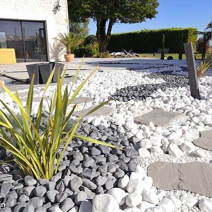 Galet blanc 40/60 pour jardins modernes et épurés