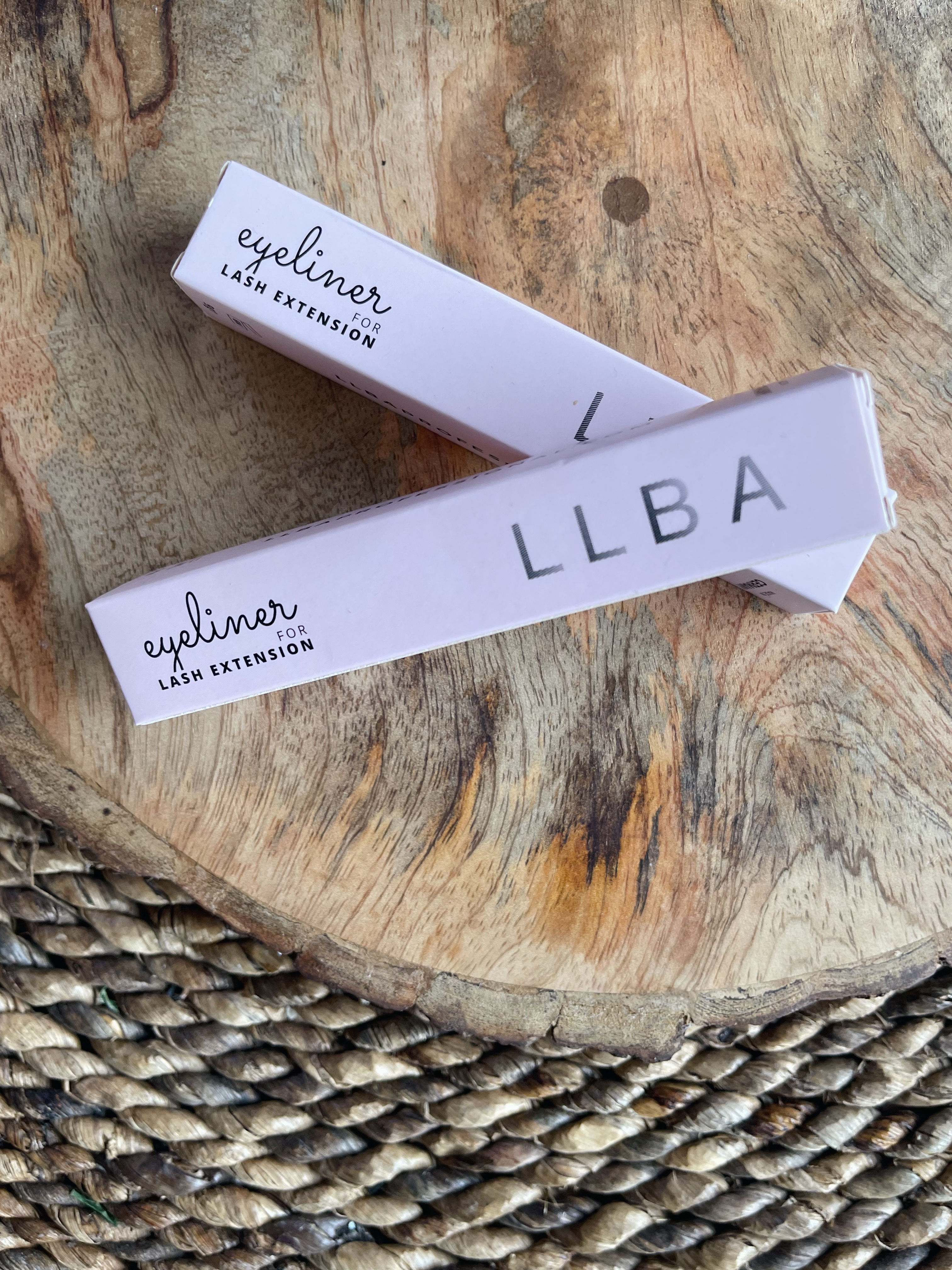 Eyeliner for Lash Extensions