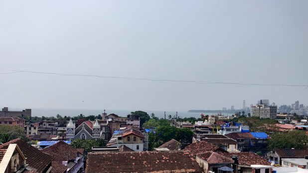 The view of Queen's Necklace, Mumbai.