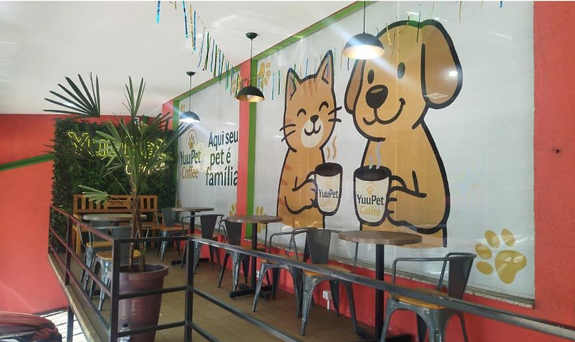 CafePet.JPG