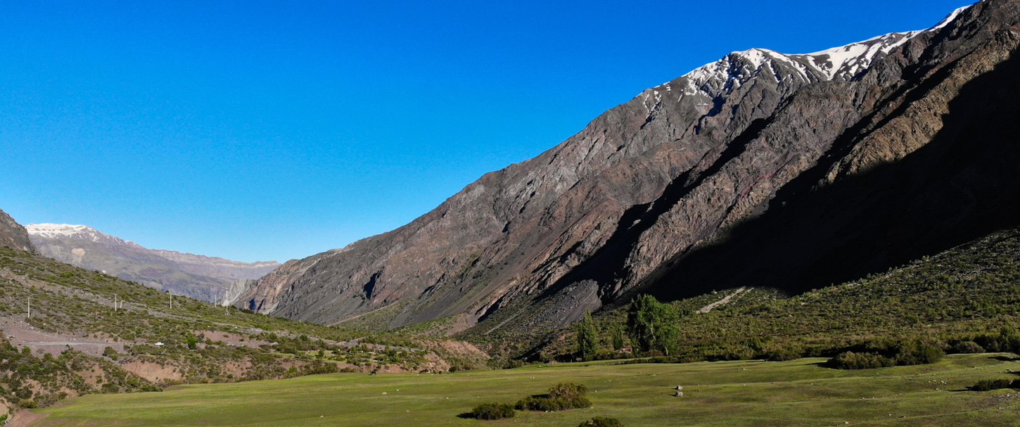 Cajón del Maipo y Termas de Colina