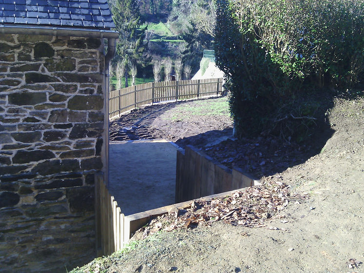 chantier muret de soutenement plouguiel après.jpg