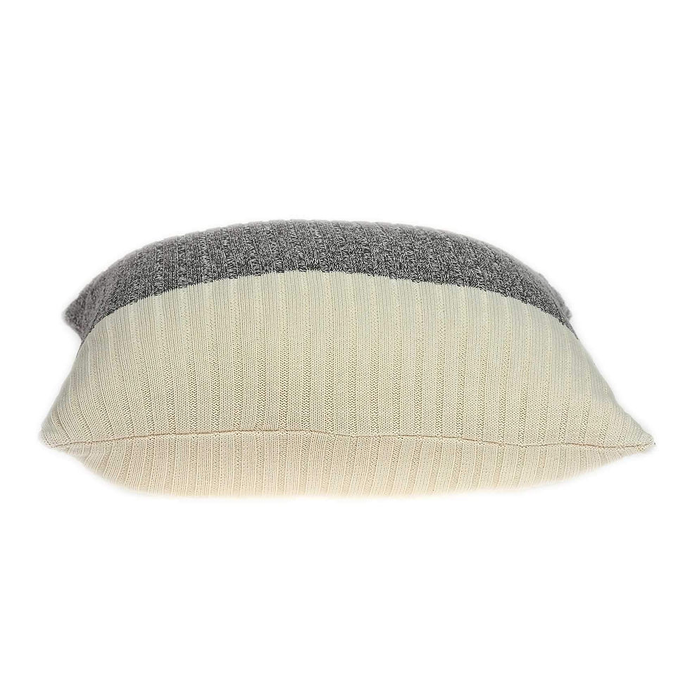 Miniatura: Hermosa funda de almohada con acento en tono tostado transicional de 20" x 7" x 20"