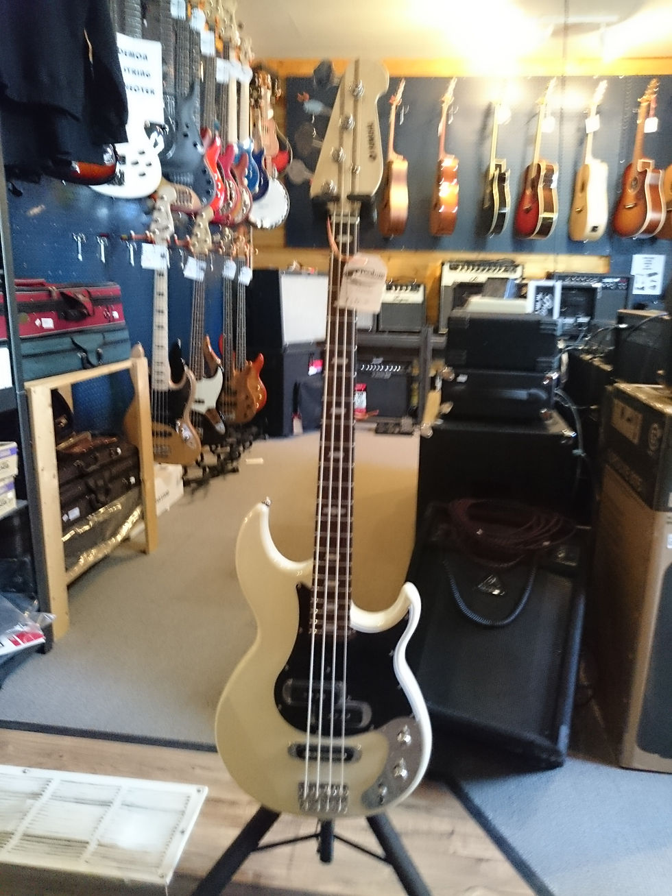 Yamaha BB 424X