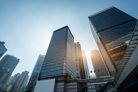 Como o deságio pode impactar o valuation de uma empresa?