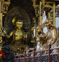 vecteezy_hall-with-statues-at-lingyin-temple-hangzhou-zhe-jiang_22032128.jpg