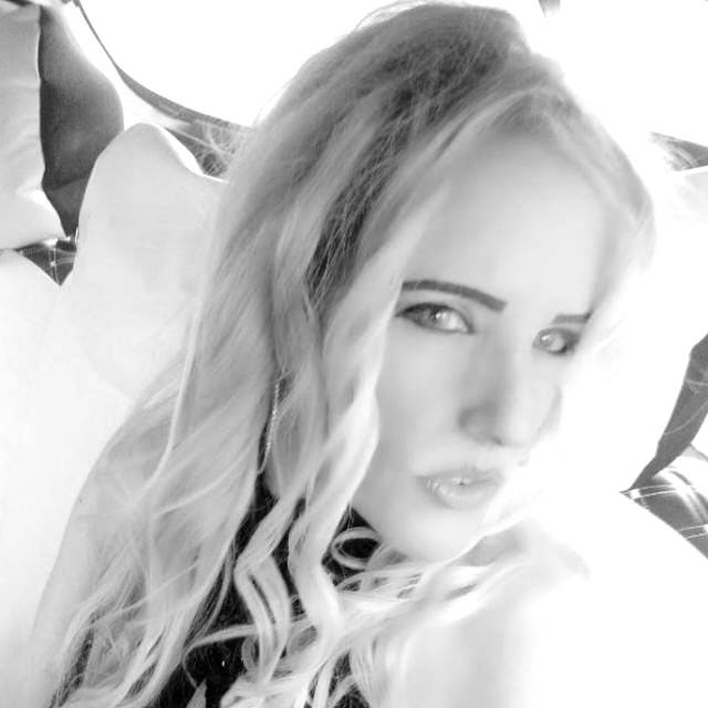 מישל פרנקו- סמנכ״לית ניטור שיח ודאטה_edited.jpg