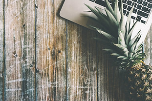 pineapple-1704338_1920.jpg