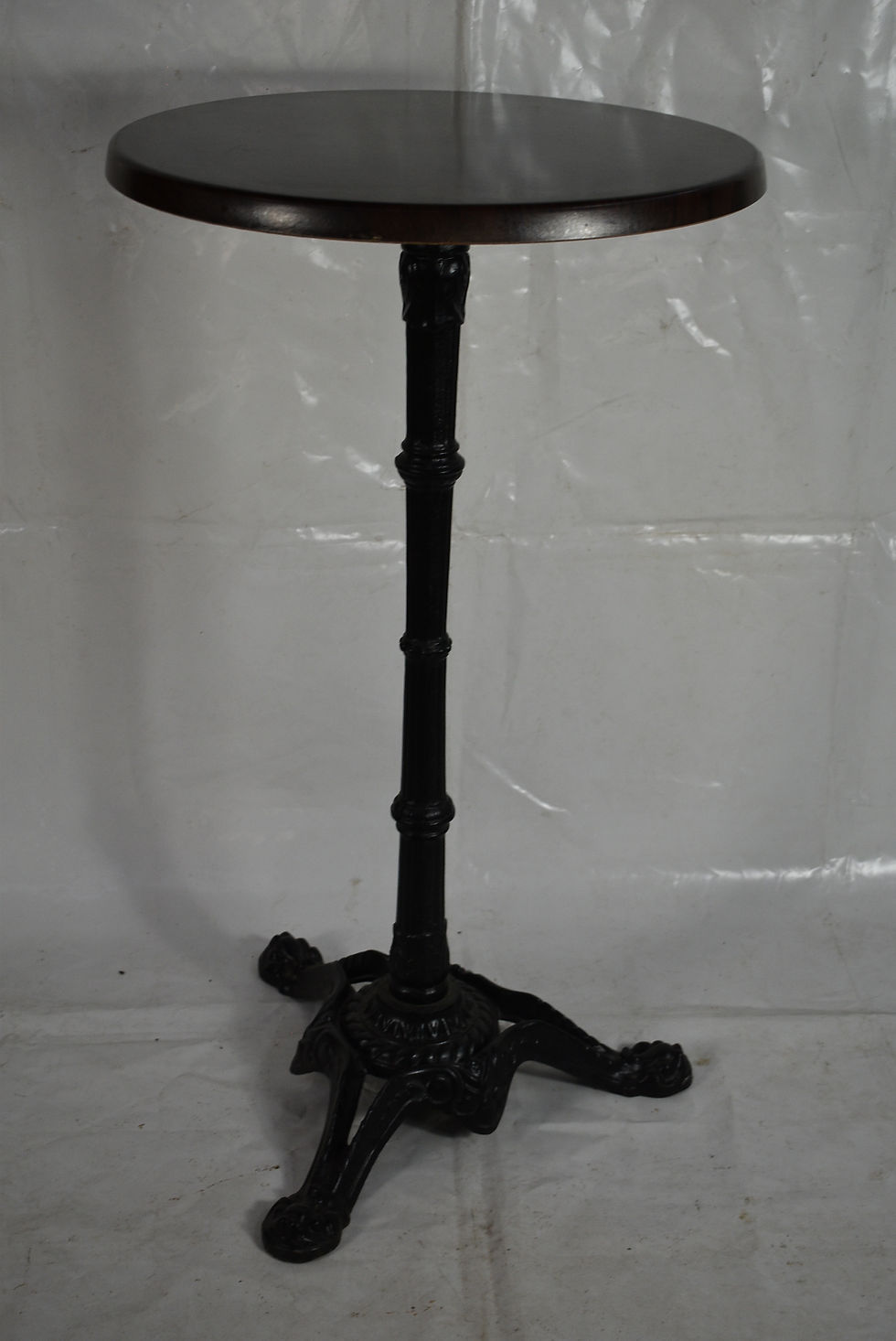 Miniature : Table. Guéridon mange debout N°01