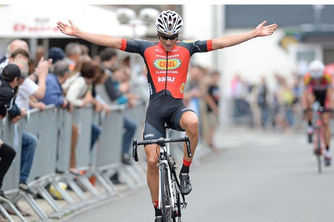 Stallaert poursuit en Continentale.