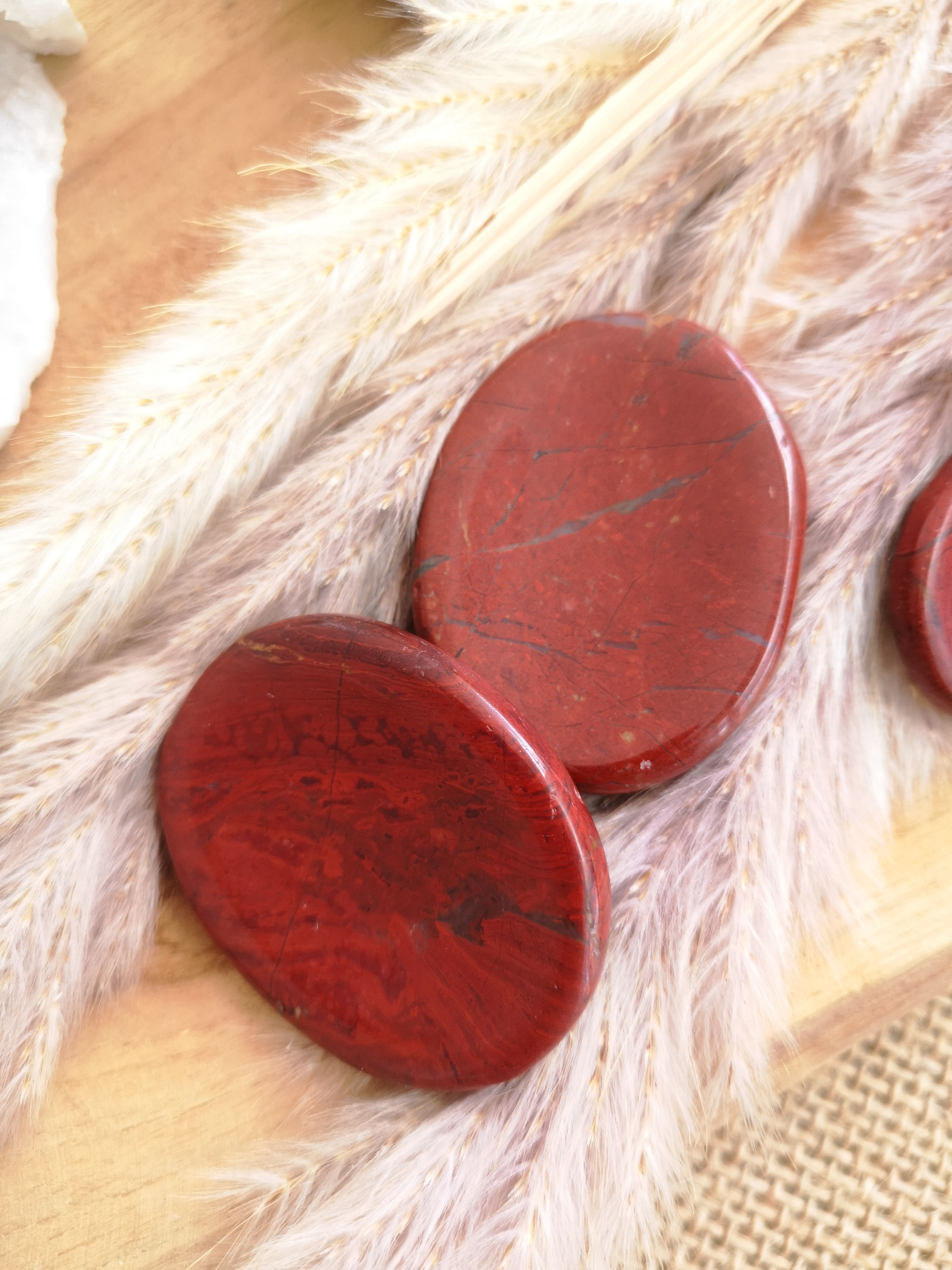 Galet anti stress - Jaspe rouge Taille S