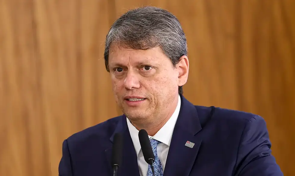 Foto colorida do Governador de São Paulo, Tarcísio de Freitas