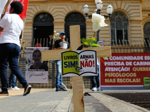 Violência nas escolas: Não bastam medidas paliativas.