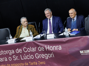 Lúcio Gregori recebe maior honraria da Alesp