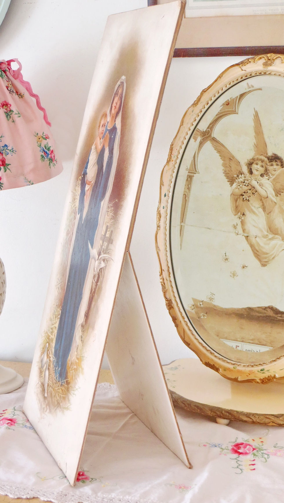 Thumbnail: Mary and Baby Jesus Christmas Pictures Vintage