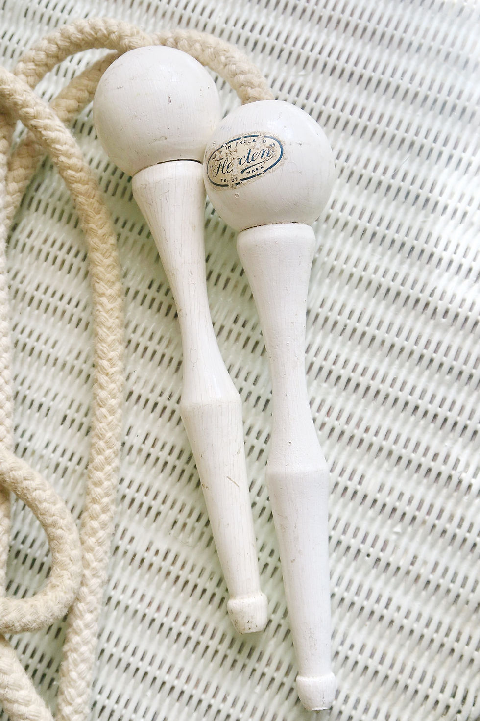 Thumbnail: flexon vintage skipping rope