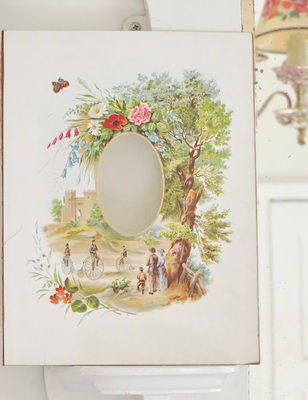Thumbnail: Victorian Scene Photo Mount Roses