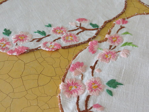 Thumbnail: Bird and Blossom Linen Doilies Pink roses