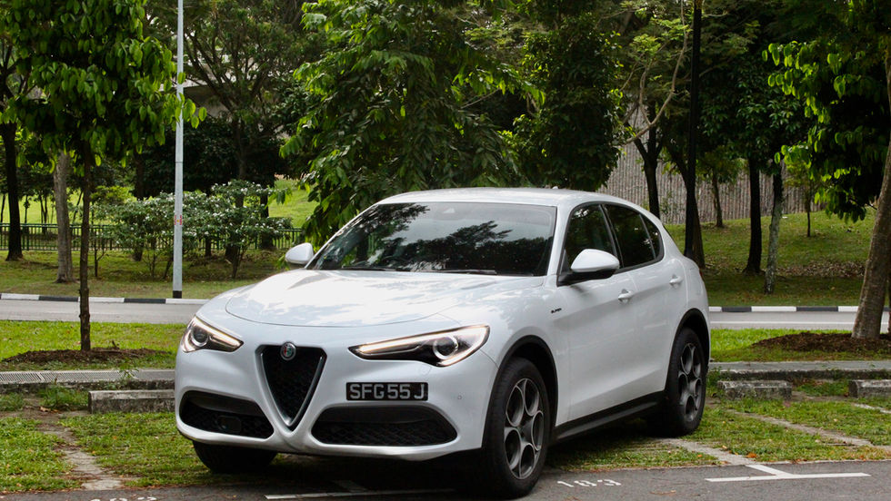 Alfa Romeo Stelvio Singapore Review - 2.0 Super 2022