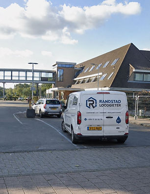 LOODGIETER VOORSCHOTEN VAN DER VALK.jpeg