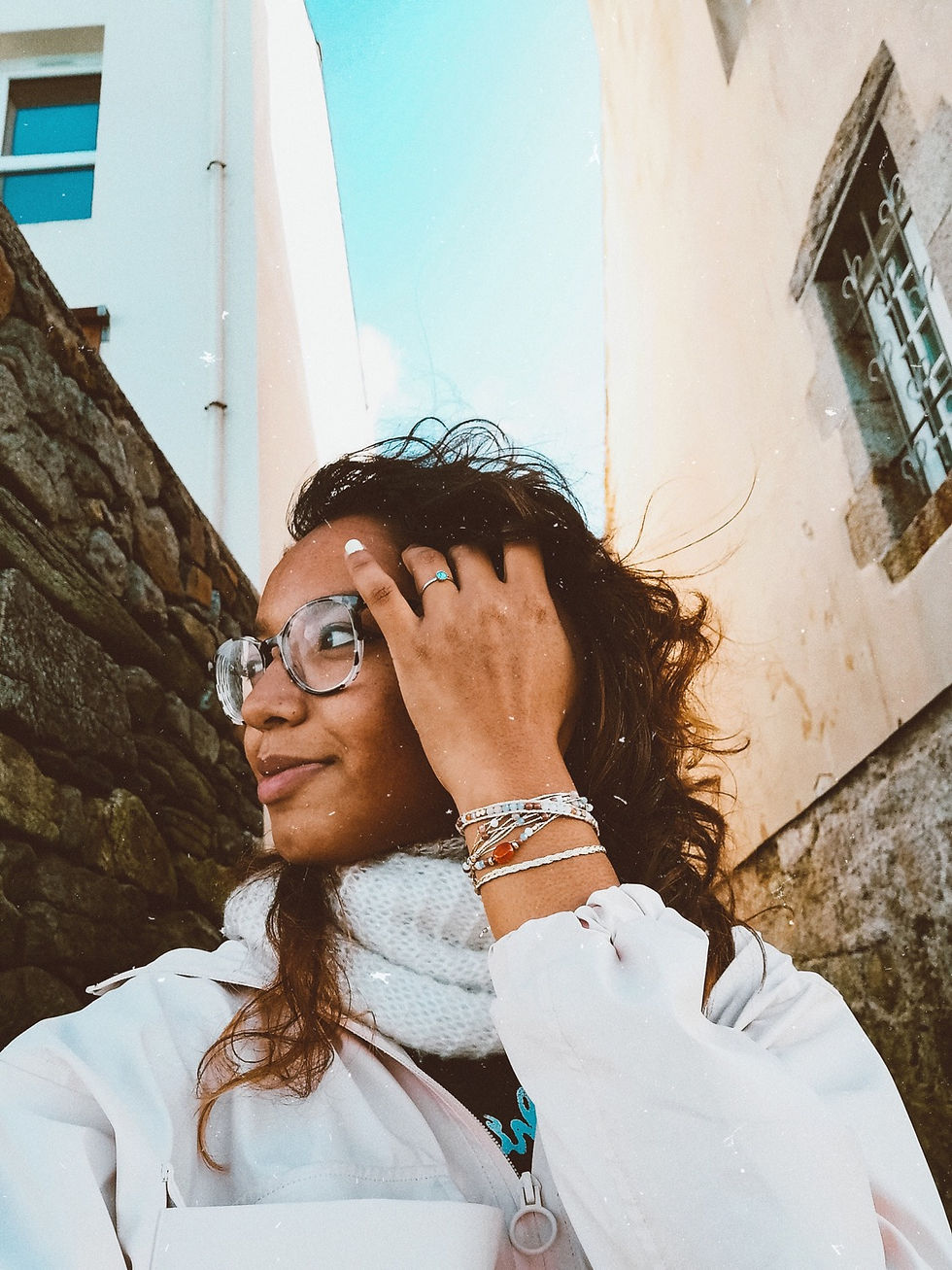 Thumbnail: Bracelet vegan pierres naturelles Wrap Vintage doré or porté