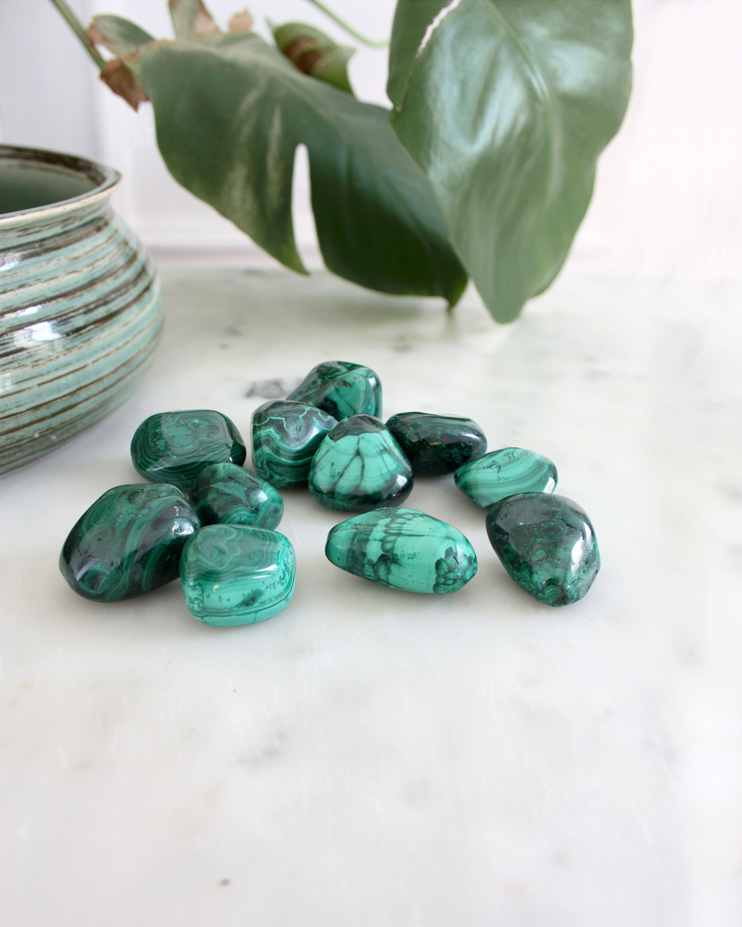 MALACHITE - Pierre semi-précieuse Roulée