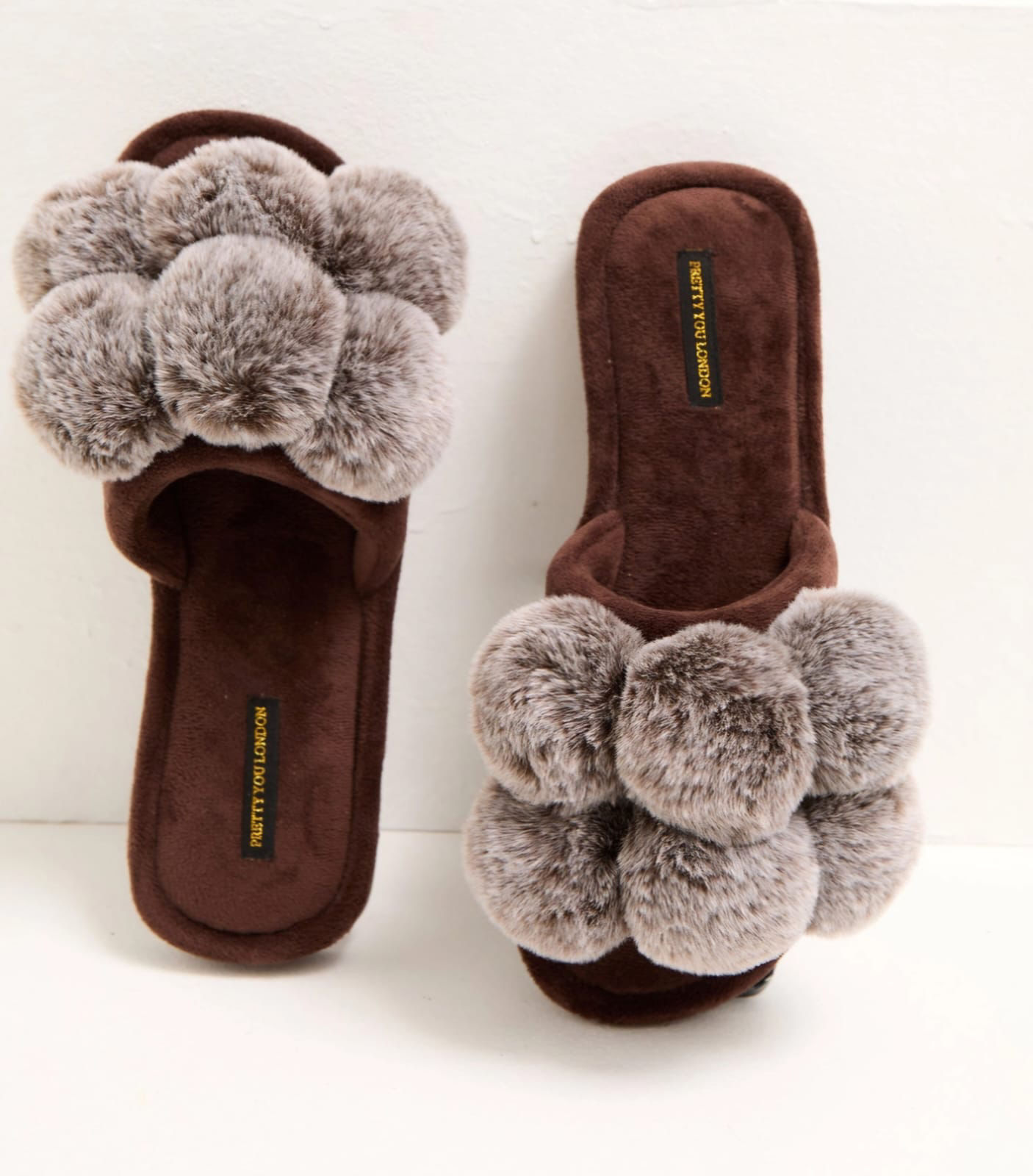 Pretty You London Brown Slippers 