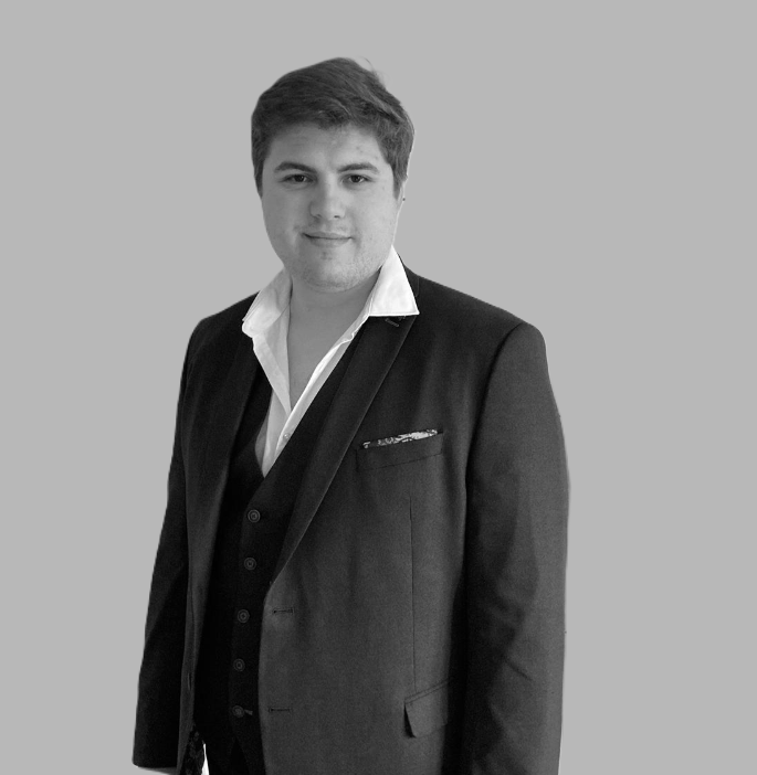 Writer: Benjamin Houghton