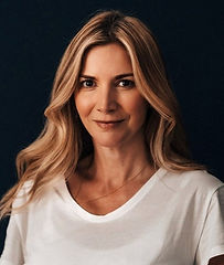 lisa%20faulkner_edited.jpg