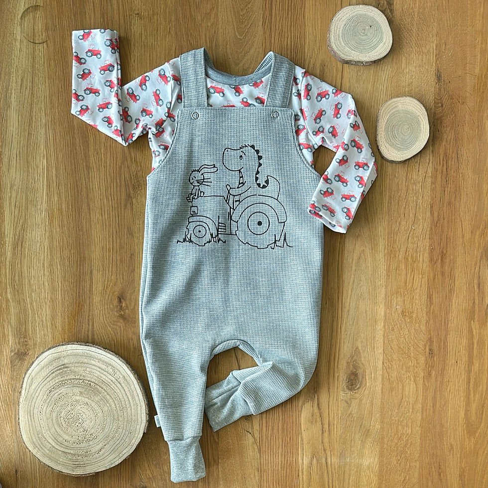 Miniaturbild: Set Latzhose und Shirt Traktor - Gr. 80/86