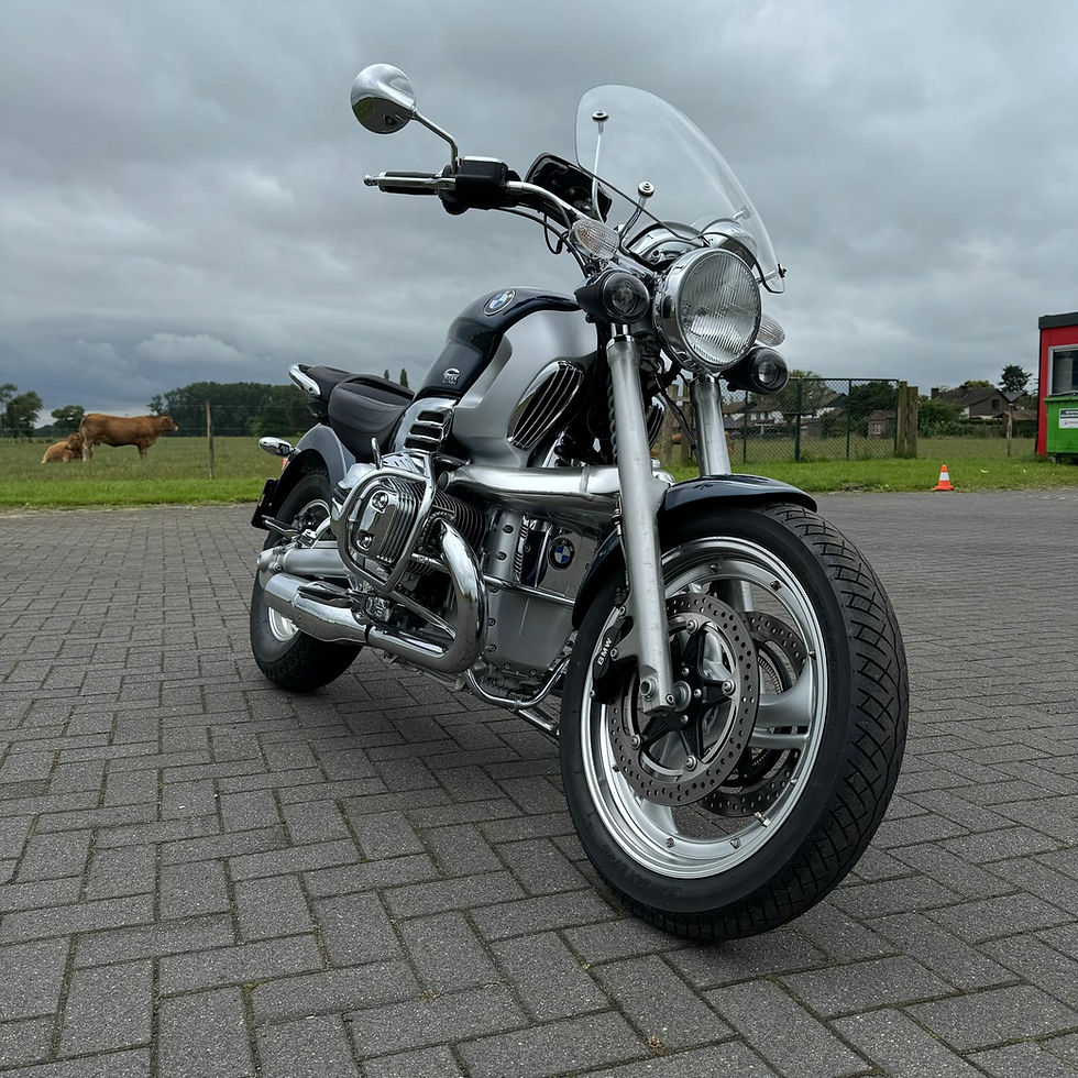 Thumbnail: BMW R1200C