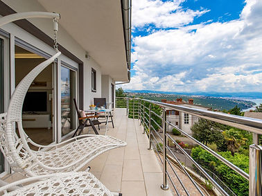 ApartmentHouse_Pool_Sauna_Opatija_Pobri_Matulij_Croatia_Apt6_Balcony_2.jpg