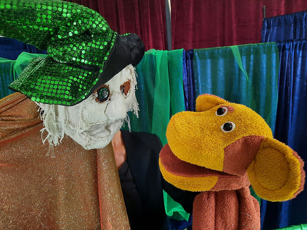 foto heks en aap.jpg