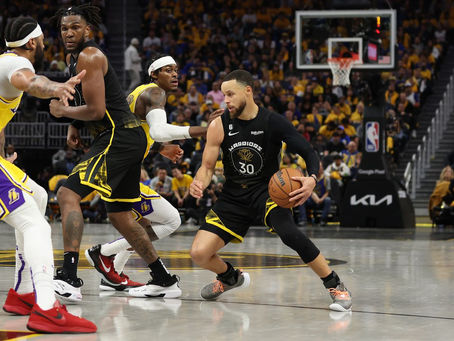 Los Lakers de Davis y James toman la delantera en la serie contra los Golden State Warriors.